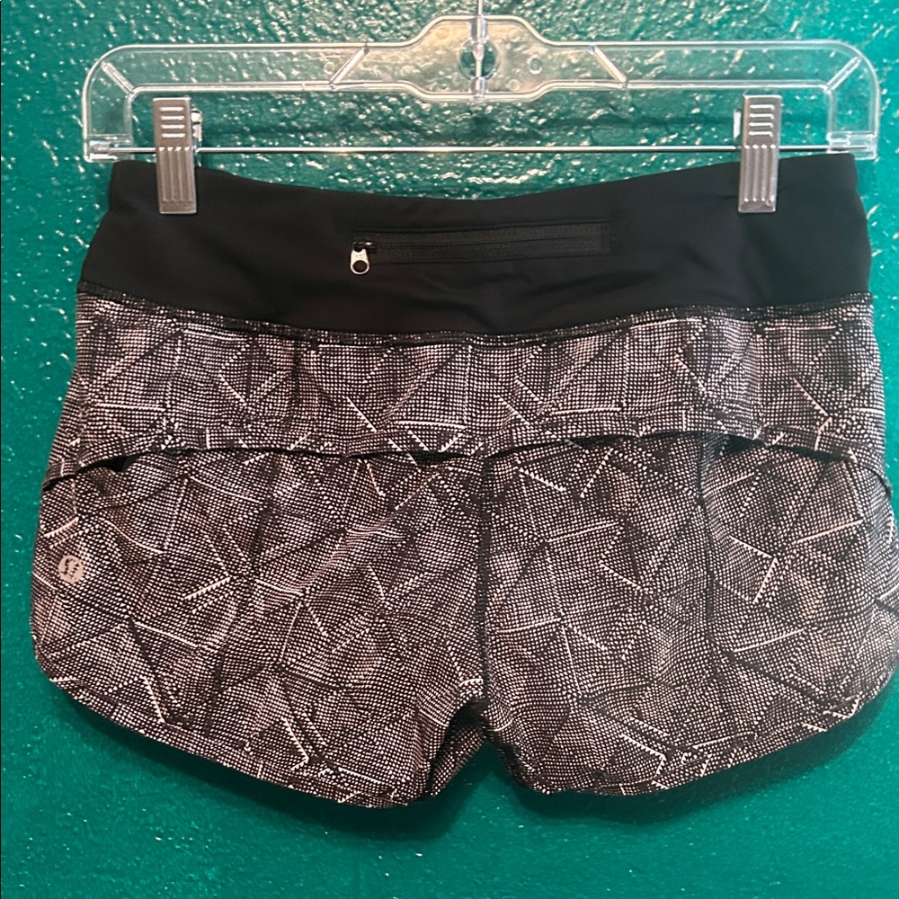 Lululemon 🍋 Geometric Women's Shorts Lot#1 - Picture 4 of 4
